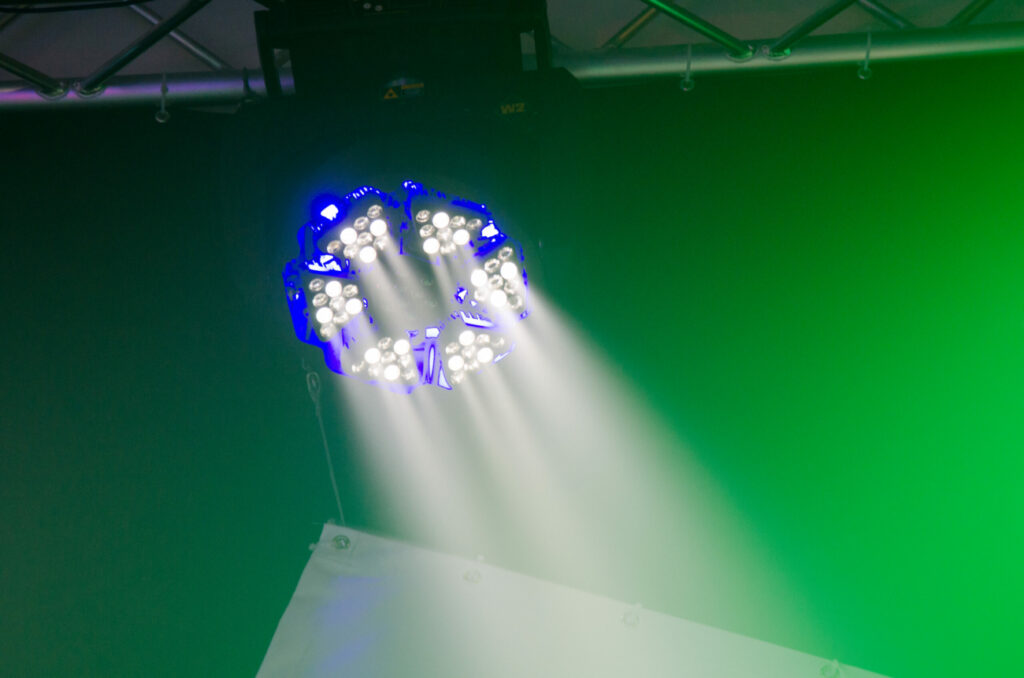 Vermieten Eventtechnik Tontechnik Lichttechnik